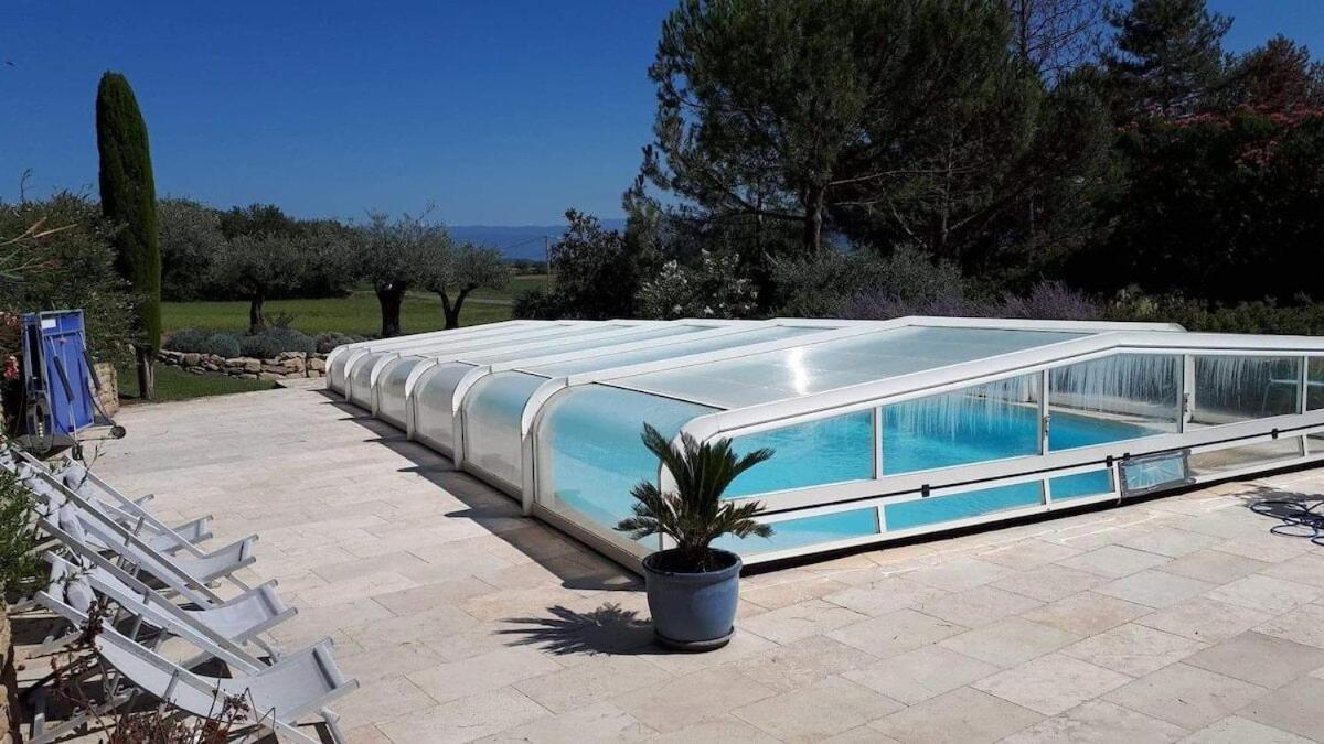 La Villa Moursoise 4 Etoiles Exterior photo